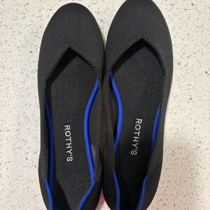 Rothy's Black and Blue Flats